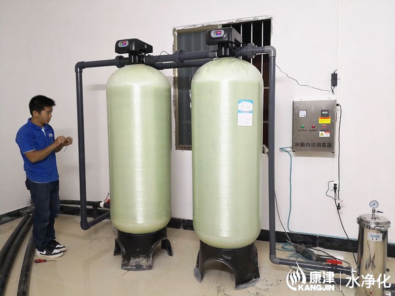 5be4cd92cc807.jpg 5be4cd92cc807.jpg